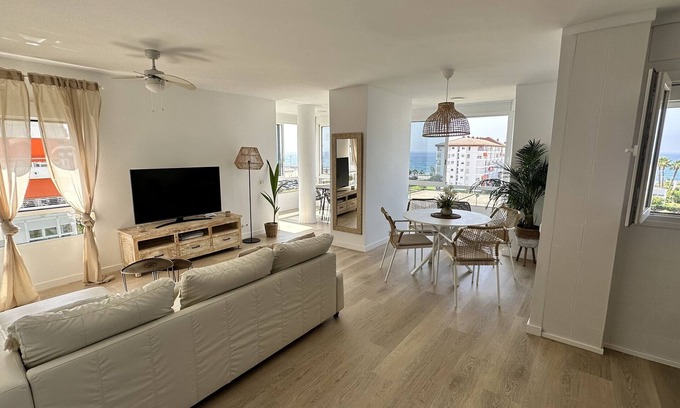 Torrox Costa Apartment | Apartment 'Casa Lydia' with Sea View, Shared Pool and Wi-Fi