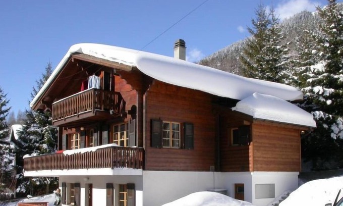 Fiesch Apartment | Apartment Castellani UG in Fiesch - 5 persons, 2 bedrooms