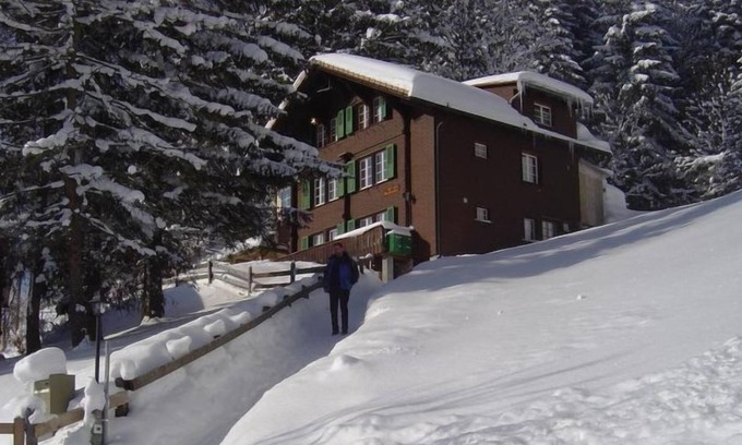 Adelboden Apartment | Apartment Chalet Sonnenheim in Adelboden - 4 persons, 2 bedrooms