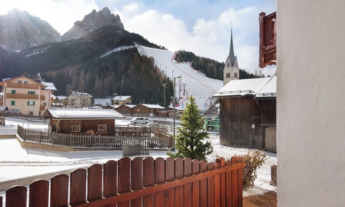 San Giovanni di Fassa Apartment | Apartment "Ciasa Piz Quadrilocale" with Mountain View, Terrace and Wi-Fi