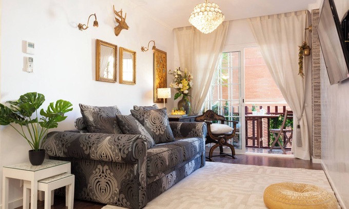 Poblenou Apartment | Apartment 'Comfort Home Playa Poblenou' with Balcony, Wi-Fi and Air Conditioning