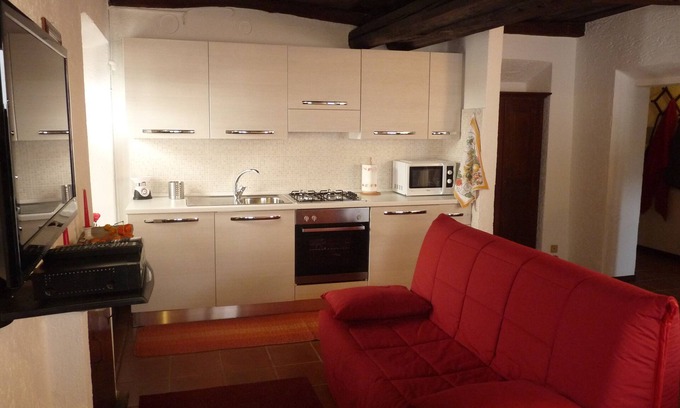 Orta San Giulio Apartment | Apartment Cusius in Orta San Giulio on Lake Orta with parking and lake view
