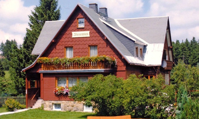 Hermsdorf-Erzgebirge Apartment | Apartment ERZ 1102 - Apartment in the attic - Hermsdorf / Erzgeb. ERZ 1102