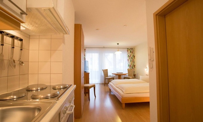 Unteruhldingen Apartment | Apartment 2 with balcony