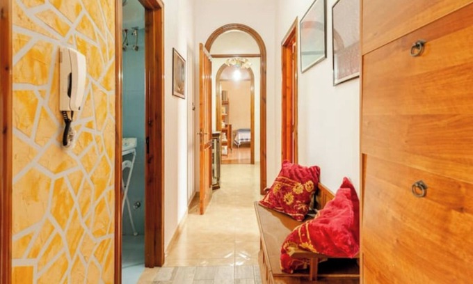 Spongano Apartment | Apartment 'Dimora Cecilia' with Private Terrace, Wi-Fi and Air Conditioning