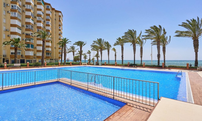 Algarrobo Apartment | Apartment Directly on the Beach with Pool, Terrace, Sea View, AC, Tennis Court & Wi-Fi