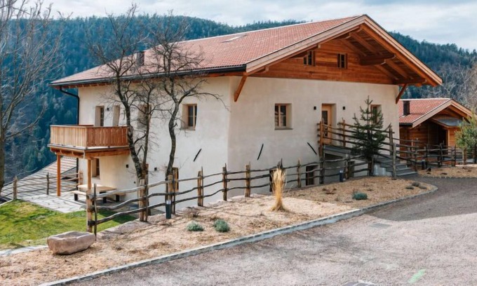 San Genesio Atesino Apartment | Apartment Dolomiten in San Genesio - 6 persons, 2 bedrooms
