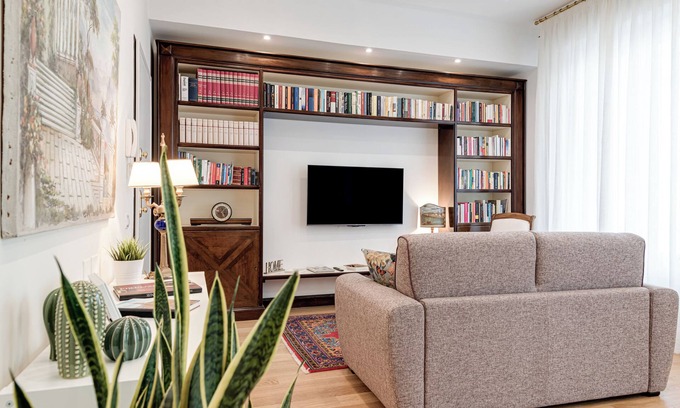 Campo di Marte Apartment | Apartment 'Dream House Scialoia' with Balcony, Wi-Fi and Air Conditioning