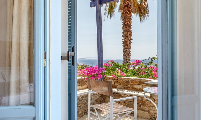 Agios Ioannis Apartment | Apartment 'Ethelio Rinia' with Sea View, Wi-Fi and Air Conditioning