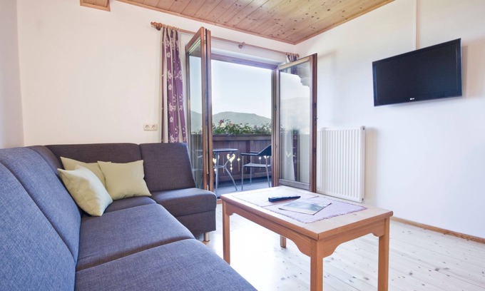 Steinbach am Attersee Apartment | Apartment Eisenau - Haslbauer - Resch Family