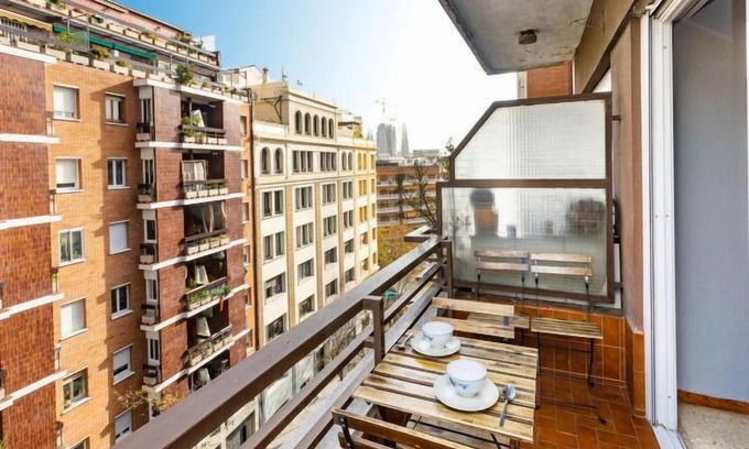 el Camp d'en Grassot i Gracia Nova Apartment | Apartment Eixample Dret in Barcelona - 4 persons, 3 bedrooms