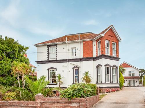 Roundham House | Apartment Eleven - Uk39864