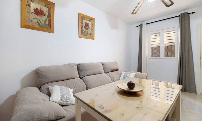 Sanlucar de Barrameda Apartment | Apartment 'Bajamar' with Wi-Fi
