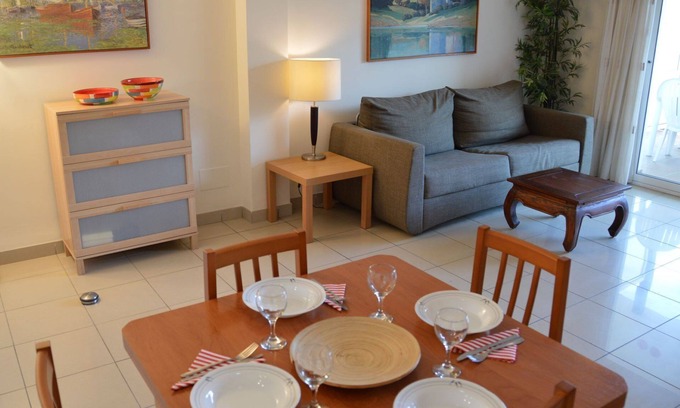 L'Estartit Apartment | Apartment "Estartit Park 1-2" with Private Terrace, Shared Pool & Wi-Fi