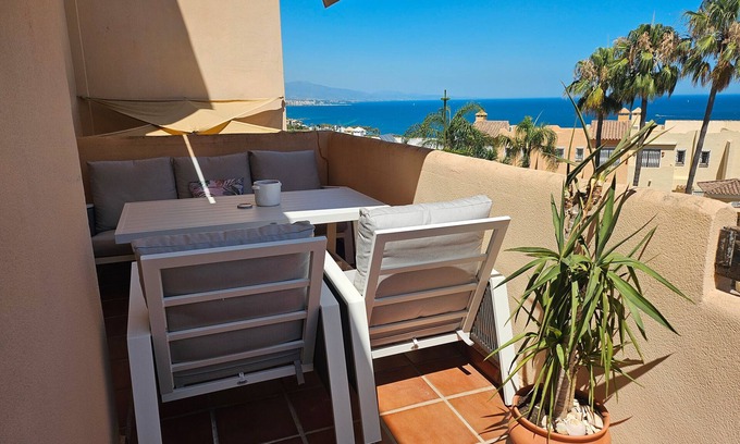 Bahia de Casares Apartment | Apartment "Estrella de la Bahía" with front line Sea View, Shared Pool & Wi-Fi