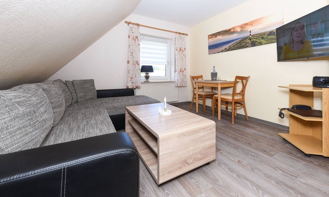 Esens Cottage | Apartment Föhr - Pension Nordkap in Bensersiel