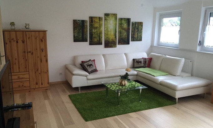 Obermusbach Apartment | Apartment 'Ferienwohnung Emma' with Private Terrace, Shared Garden and Wi-Fi