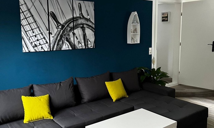 Neuberend Apartment | Apartment 'Ferienwohnung Neuberend' with Shared Terrace, Private Garden and Wi-Fi