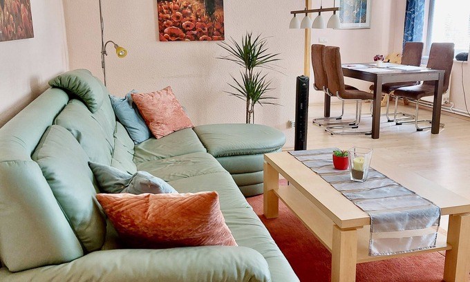 Pirna Apartment | Apartment 'Ferienwohnung Weisses Ross 3' with Shared Terrace and Wi-Fi
