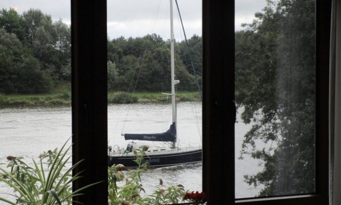 Duckerswisch Apartment | Apartment 'Fewo 2' with Lake View, Private Garden and Wi-Fi