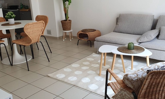 LʼAiguillon-sur-Mer Apartment | Apartment close to beaches and entertainment