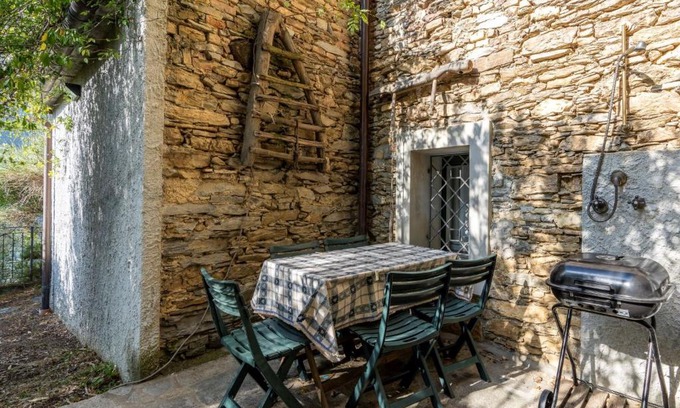 Canneto Apartment | Apartment Frantoio by Interhome