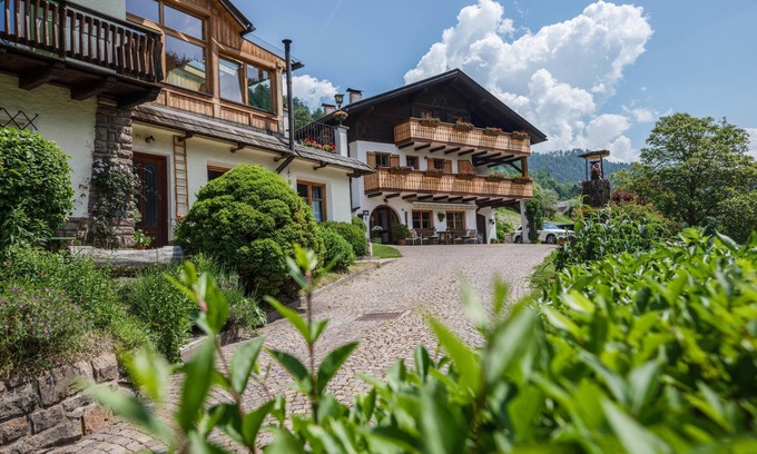 Trodena Apartment | Apartment "Gabrielli Sophie" with Mountain View, Wi-Fi, Terrace & Garden