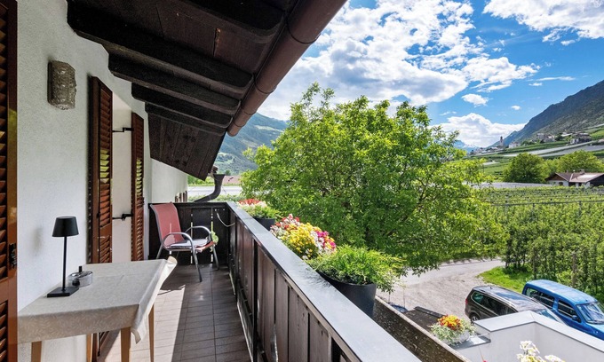 Naturno Apartment | Apartment 'Gala' with Mountain View, Shared Terrace and Wi-Fi