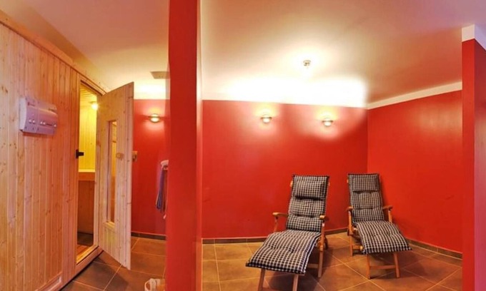 Lancken-Granitz Apartment | Apartment 'Gobbin Schwan' with Sea View, Shared Terrace and Wi-Fi