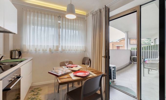 Borgo Trento Apartment | Apartment 'Green House 103' with Balcony, Wi-Fi and Air Conditioning