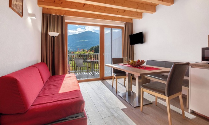 Sluderno Apartment | Apartment 'Hausergut Gala 2' with Mountain View, Shared Garden and Wi-Fi