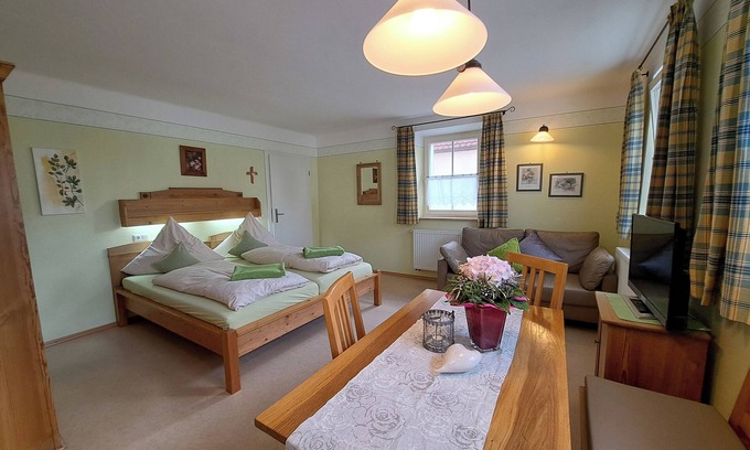 Absberg Apartment | Apartment "Hopfengarten" with 2 bedrooms