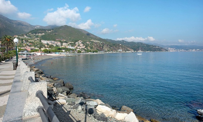 Arenzano Apartment | Apartment 'Il Giardino Di Gioele' in the city center, with Parking Space and Air Conditioning