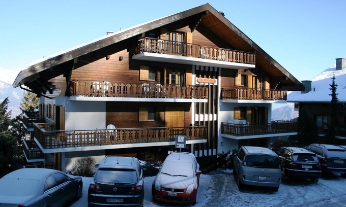 Veysonnaz Apartment | Apartment in 4 Vallées near Ski Lift