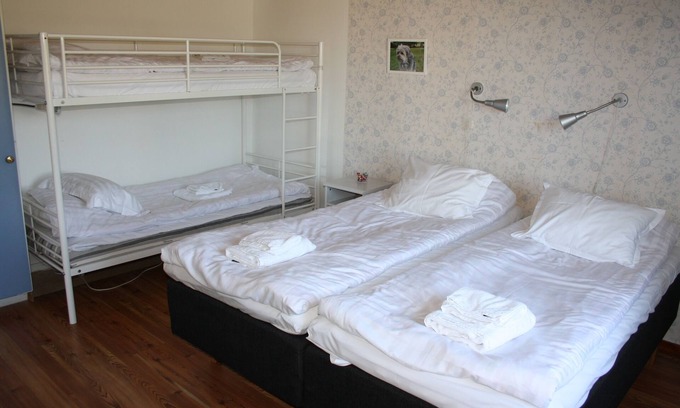 Kristinehamn Apartment | Apartment in a rural location