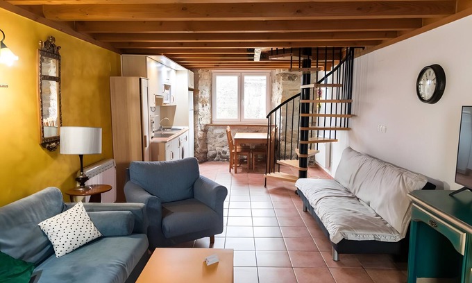 Alsasua Apartment | Apartment in Alsasua with Shared Pool, Garden, and Barbecue