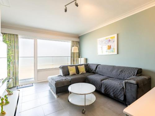 Blankenberge Apartment | Apartment in Blankenberge with Sea Views