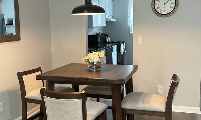 Chapel Hill Condo | Apartment in Chapel Hill, NC.