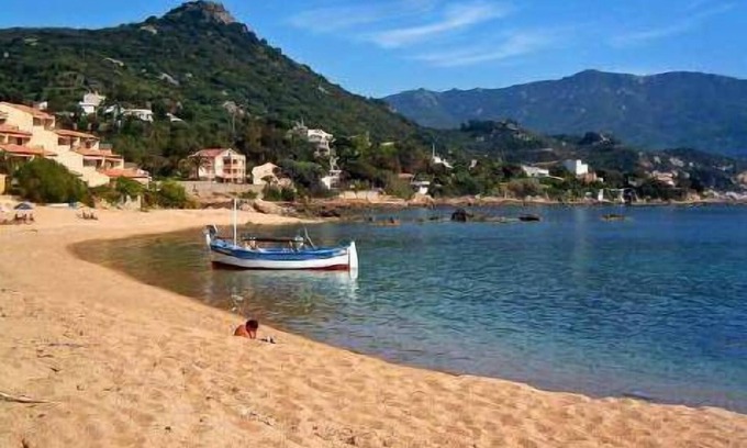 Tiuccia Apartment | Apartment in Corsica 200m from the beach with air conditioning and large sea view terrace