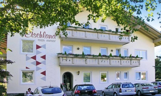 Tirolo Apartment | Apartment in Dorf Tirol near Tirol Castle