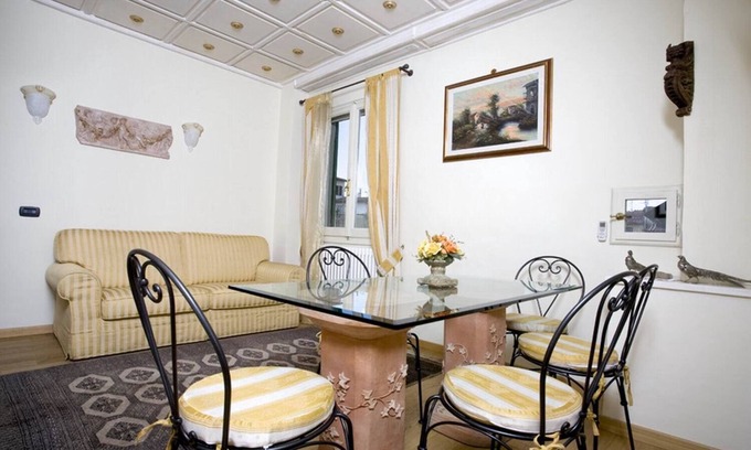 Sant' Ambrogio Apartment | Apartment in Florence center,air conditioning, roof terrace with cathedral view.