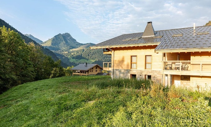 Abondance House | Apartment in France near Scenic Mountains