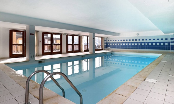 Orcieres-Merlette Apartment | Apartment in France with Ski Access & Pool