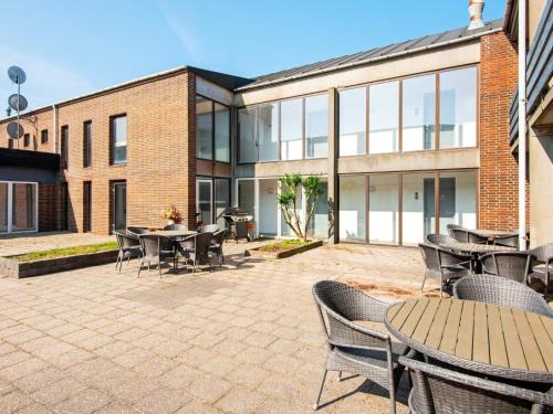 Vedersø Klit House | Apartment in Holiday park- shared kitchen
