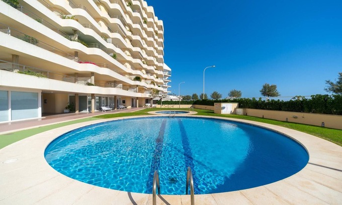L'Escala Apartment | Apartment in L’Escala near Riells Beach