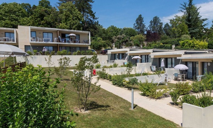 Chinon Apartment | Apartment in medieval Chinon in Loire