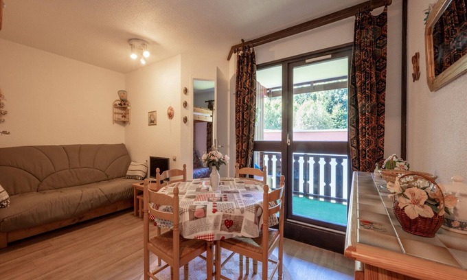 Morillon Apartment | Apartment in Morillon at Ski Slope
