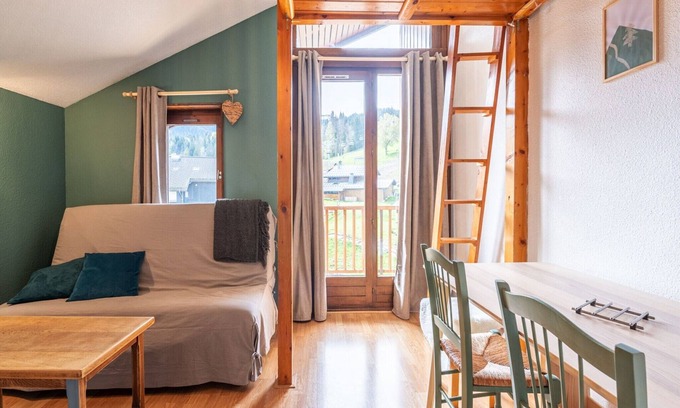 Les Esserts Apartment | Apartment in Morillon near Ski Resort