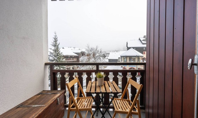 Les Esserts Apartment | Apartment in Morillon near Ski Resort