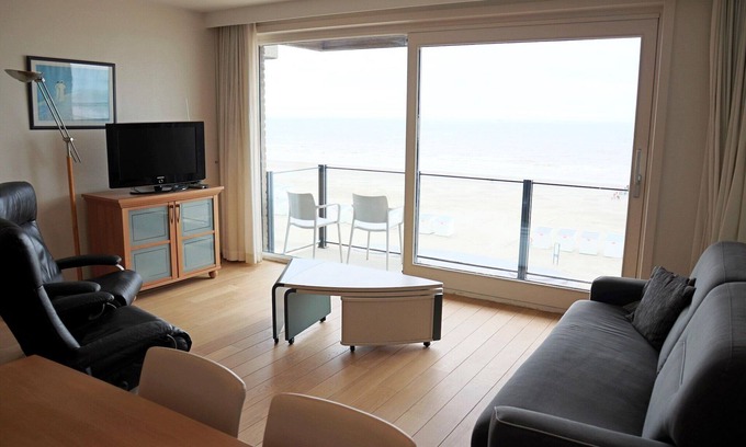 Nieuwpoort-Bad Apartment | Apartment in Nieuwpoort near the Beach